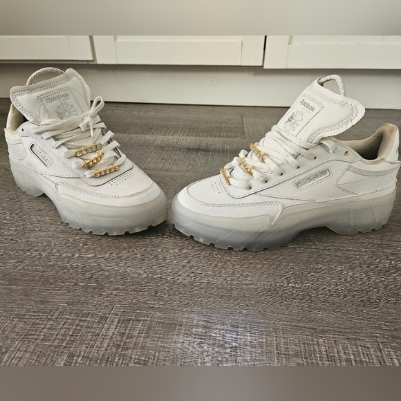 Club C Cardi Platform Sneaker Reebok, Size 9.5 - Picture 1 of 11